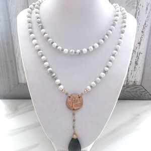 Howlite necklace.  Yoga jewelry Labradorite necklace with goddess pendant